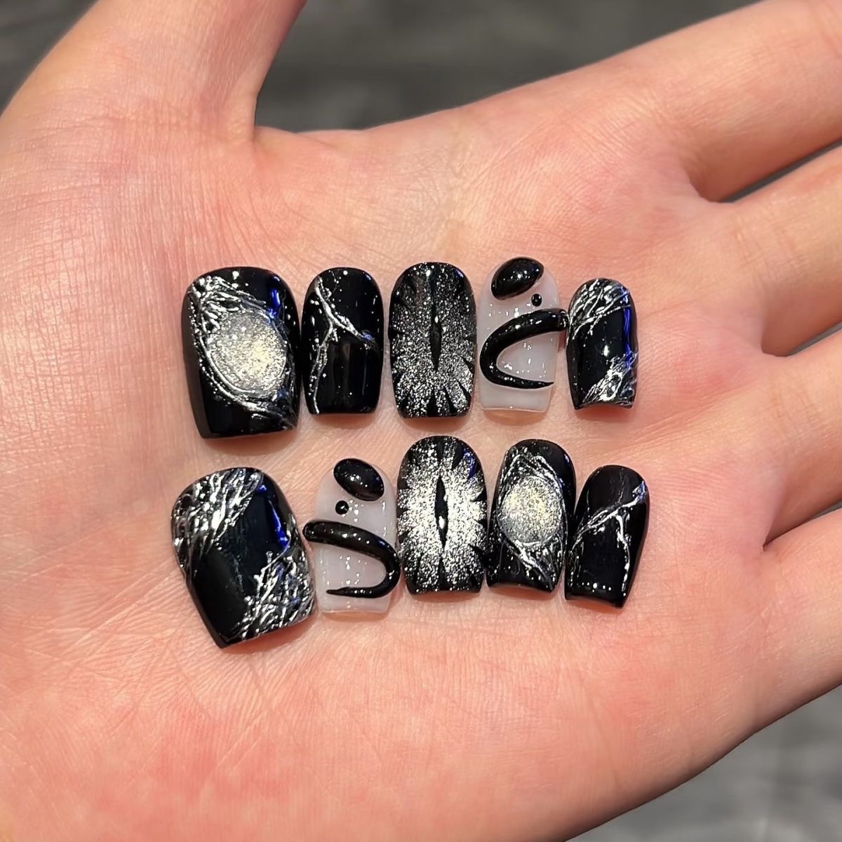 Nail Art Glitter - 10 Stück schwarze süße Katze handgemachte