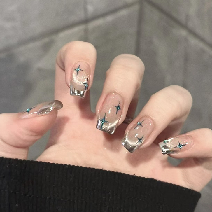 24 Stück Kurze Eckige Aufklebe – Nail Art Glitter Bewertung und Preis